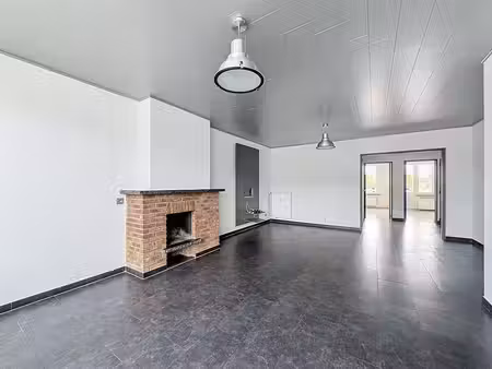 appartement te huur in merksem met 2 slaapkamers