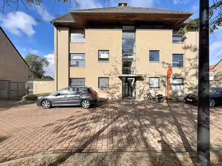 appartement te huur in sint-andries met 2 slaapkamers