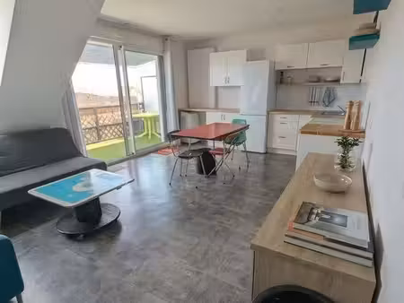 appartement t3 meublé à louer l'année centre belz