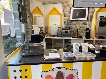 local commercial la gacilly