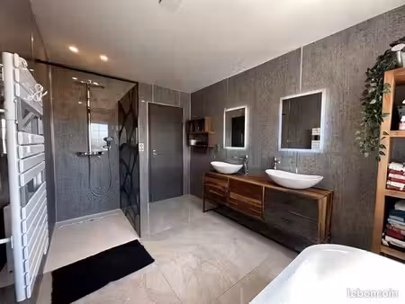 ? maison 160 m² – 5 chambres – piscine – sous-sol complet – lotissement bruskir - quartier
