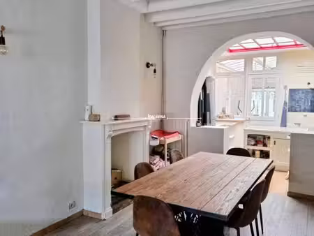 à vendre - maison mitoyenne 2 côtés  6 pièces située à laventie (62840)