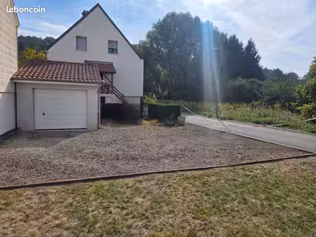 garage sur terrain de 3 ares