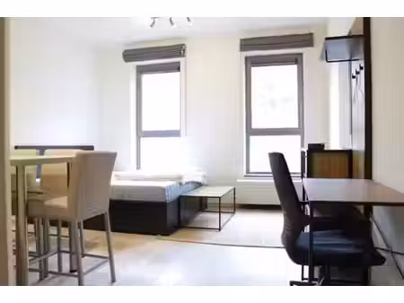 studio dans un immeuble de standing dans le centre de lln
