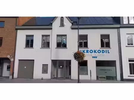 bâtiment commercial à vendre à mol pour € 890.000