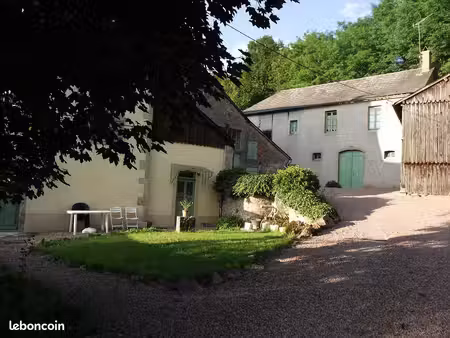 belle propriété en sortie de bourg