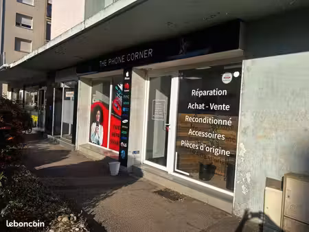 pas-de-porte – local commercial 40 m² équipé – montigny-lès-metz – 32 000