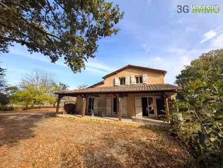 ensemble immobilier avec grand terrain possible