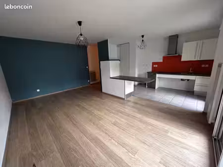 appartement t3 à mont-saint-aignan