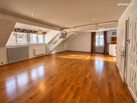 appartement 3 pièces 84 m²