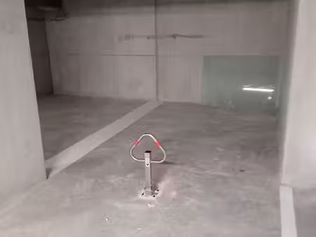 idéal investisseur - lot de 2 places de parking s/sol toulon