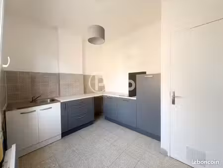 maison de ville 5 pièces 79 m²