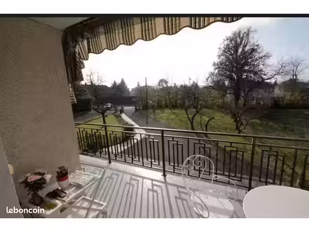 maison sur terrain 1346 m2