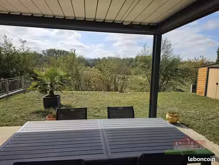 villa 5 pièces 143 m²