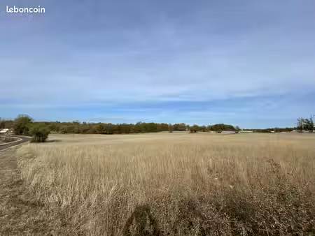 terrain 24 142 m² nespouls
