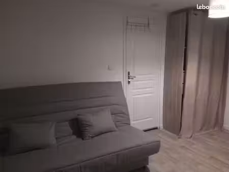 studio étudiant(e)