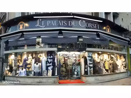 commerce 100 m²