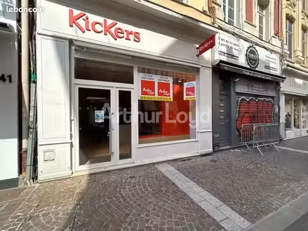 local commercial 252 m²