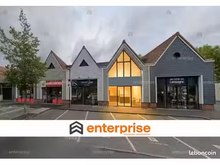 local commercial 77 m²