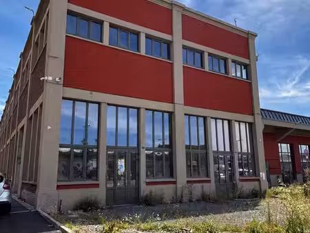 local commercial 124 m² – rentabilité brute 12 %