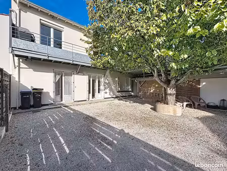 immeuble 8 pièces aytre