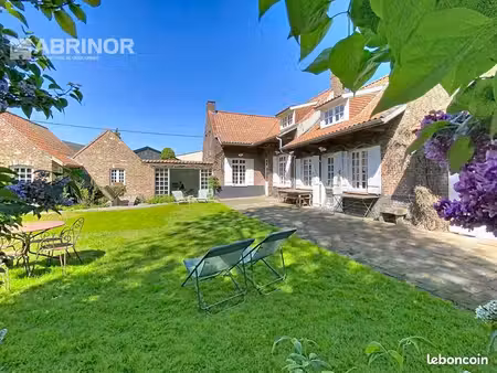 maison 7 pièces 197 m²