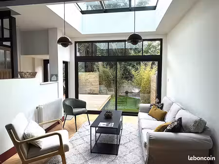 maison 8 pièces 170 m²
