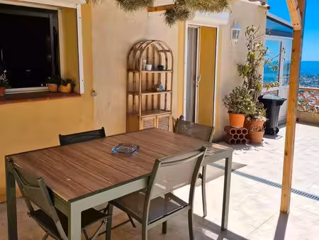 toulon faron : vue exceptionnelle et situation rare  offrant intimité  pleine nature et po