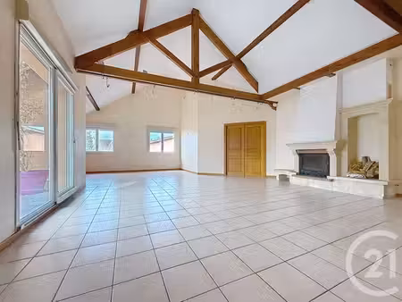 appartement à louer - 5 pièces - 154 m2 - valdoie - 90 - franche-comte