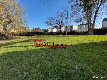 terrain 712 m² saint thibault des vignes