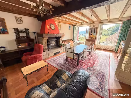 appartement 4 pièces 147 m²