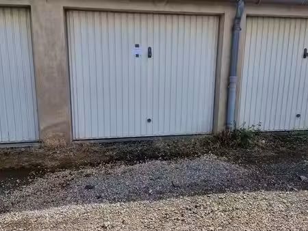 garage à louer