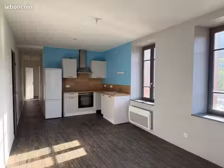 appartement à louer 2 chambres à saint just en chevalet