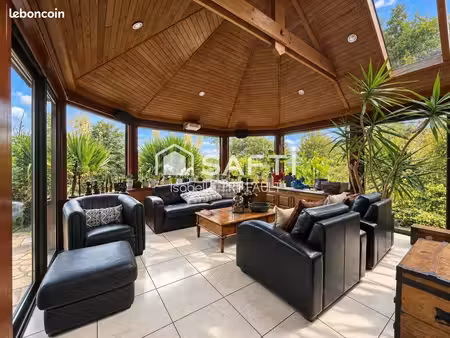 propriété 7 pièces 167 m²