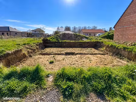 terrain à bâtir viabilisé 296 m² – permis de construire accordé
