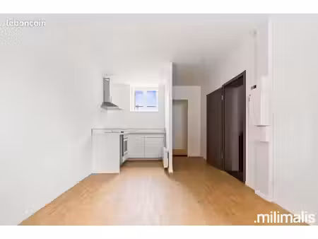 studio 1 pièce 23 m²
