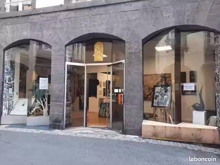 local commercial à louer
