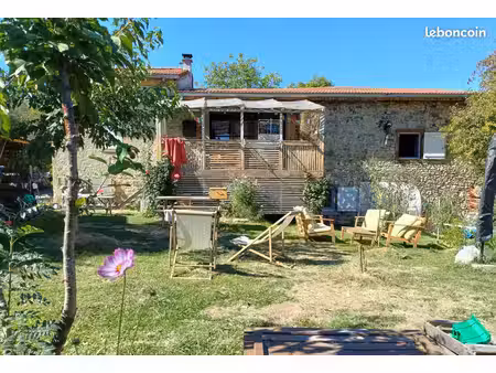 maison de caractère en pierre 114 m²