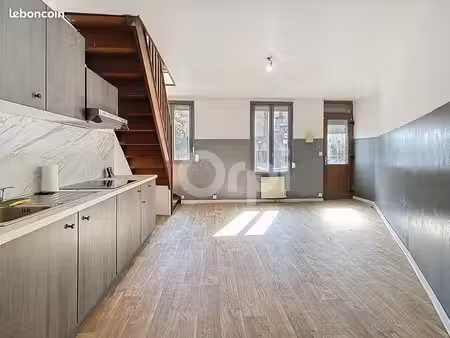 maison de ville 2 pièces 47 m²