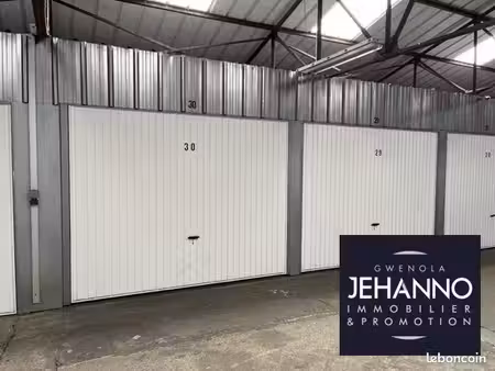 parking/box 16 m² vannes
