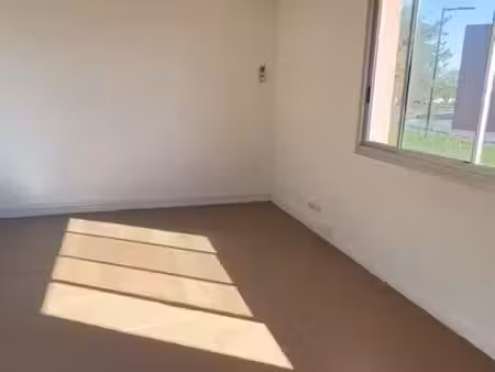 bureau 28m2 location