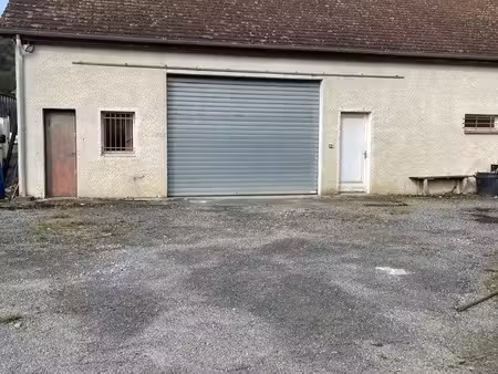 dépôt à louer