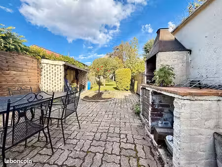 maison 6 pièces 110 m²