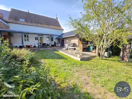 maison 5 pièces 104 m²