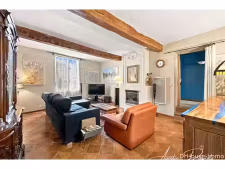 exclusivité - gaillac centre : immeuble de caractère de plus de 500 m² avec terrasse et po