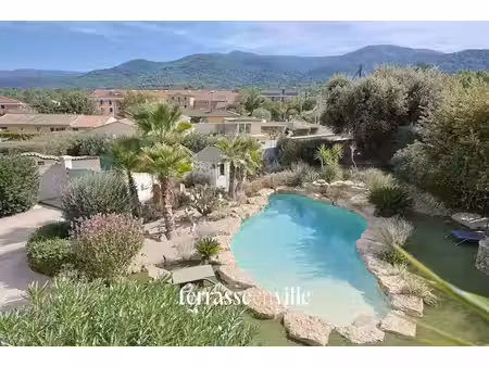 gonfaron - maison 174 m2 - piscine - vue
