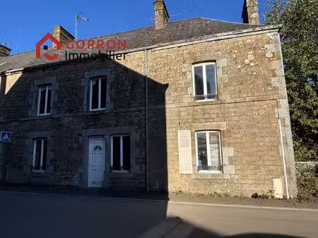 grande maison de bourg avec jardin