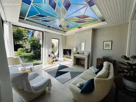 maison 5 pièces 140 m²