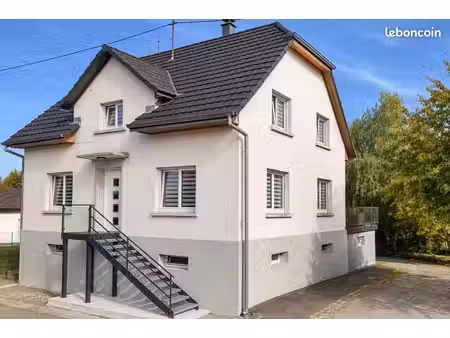 maison familiale - 145 m² - 7 pièces
