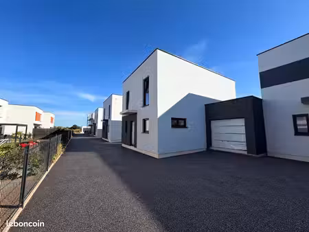 maison neuve 5 pièces – 110 m² – houssen